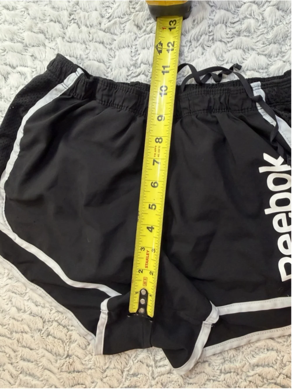 Reebok Women’s Black Mesh Running Shorts Drawstring Elastic Waist, M